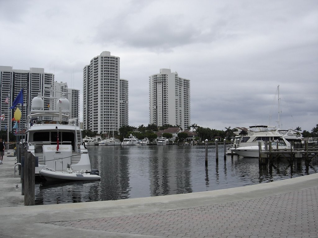 Puerto en Aventura