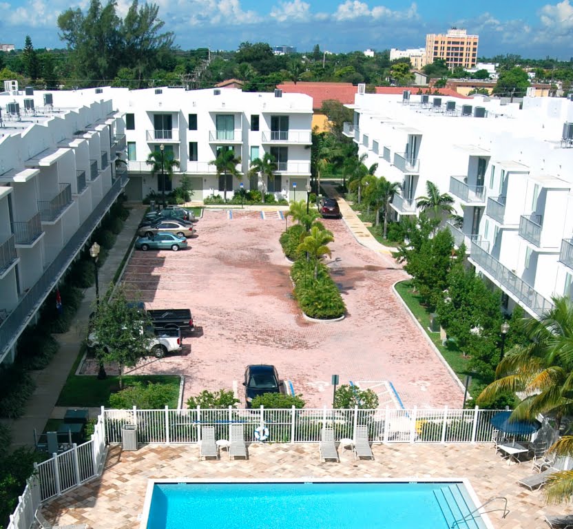 Townhomes at Hollywood Station