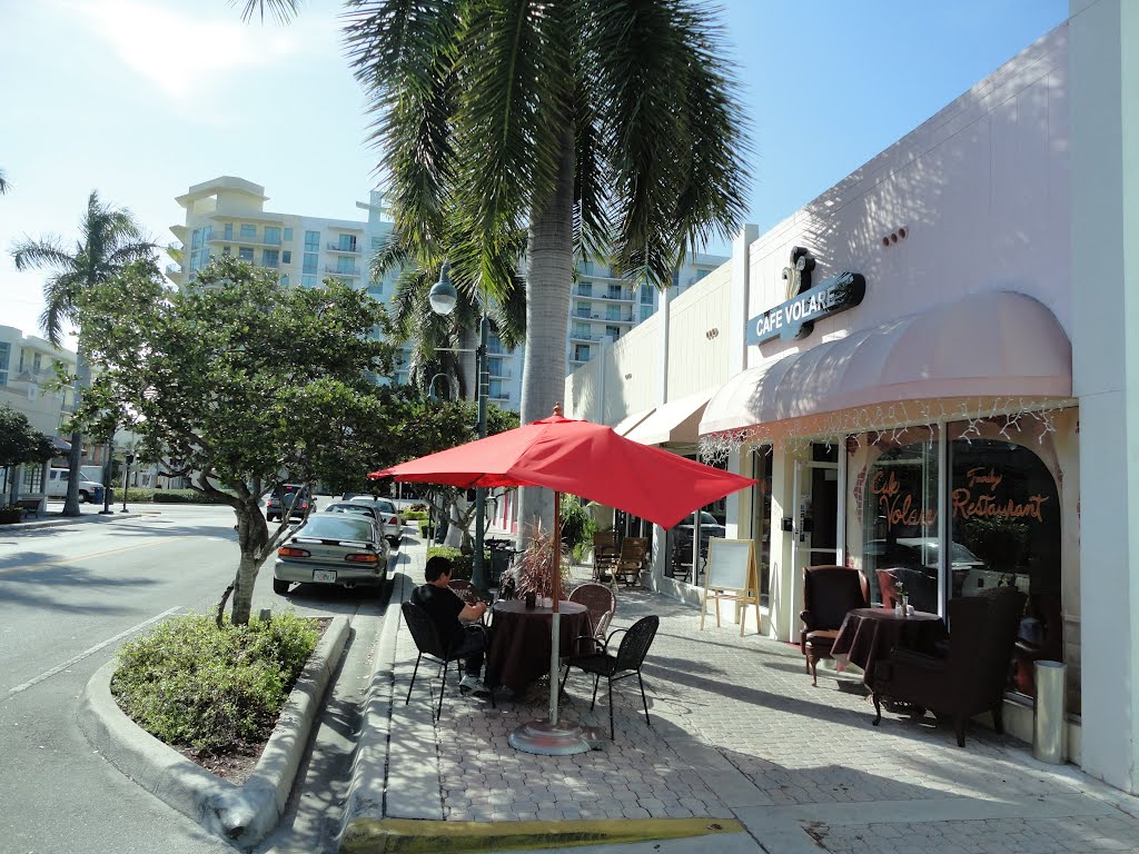 Cafe Volare
