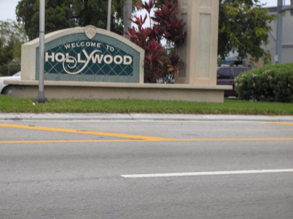 Hollywood Welcome Sign Pembroke park Road