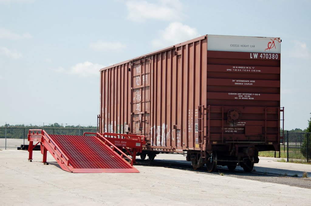 Louisville and Wadley Railway Box Car No. 470380 at Bartow, FL