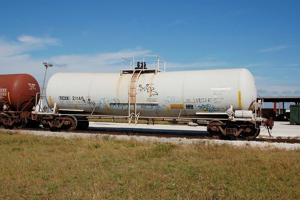 Trinity Chemical Leasing, LLC Tank Car No. 21145 at Bartow, FL