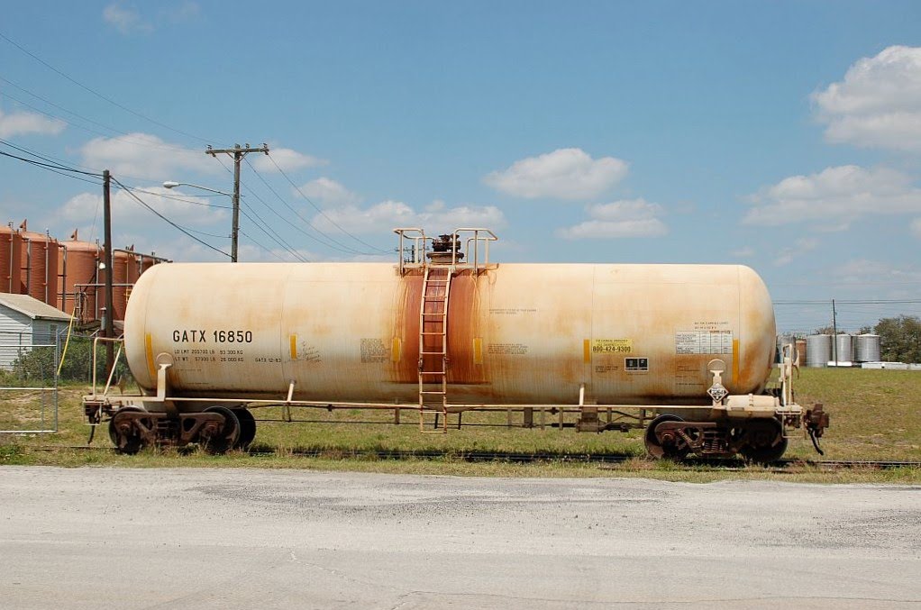 General American Marks Company Tank Car No. 16850 at Bartow, FL