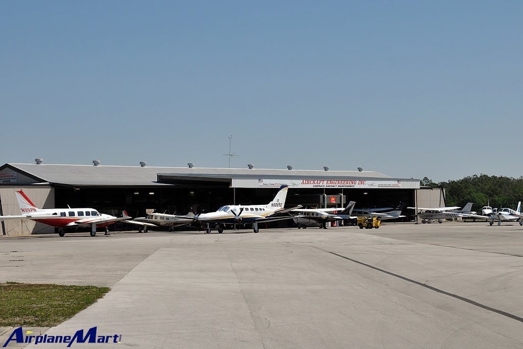 Aircraft Engineering Inc. maintenance hanger @ Bartow Municipal Airport - Bartow, FL - USA (BOW / KBOW) [Mar 2013]