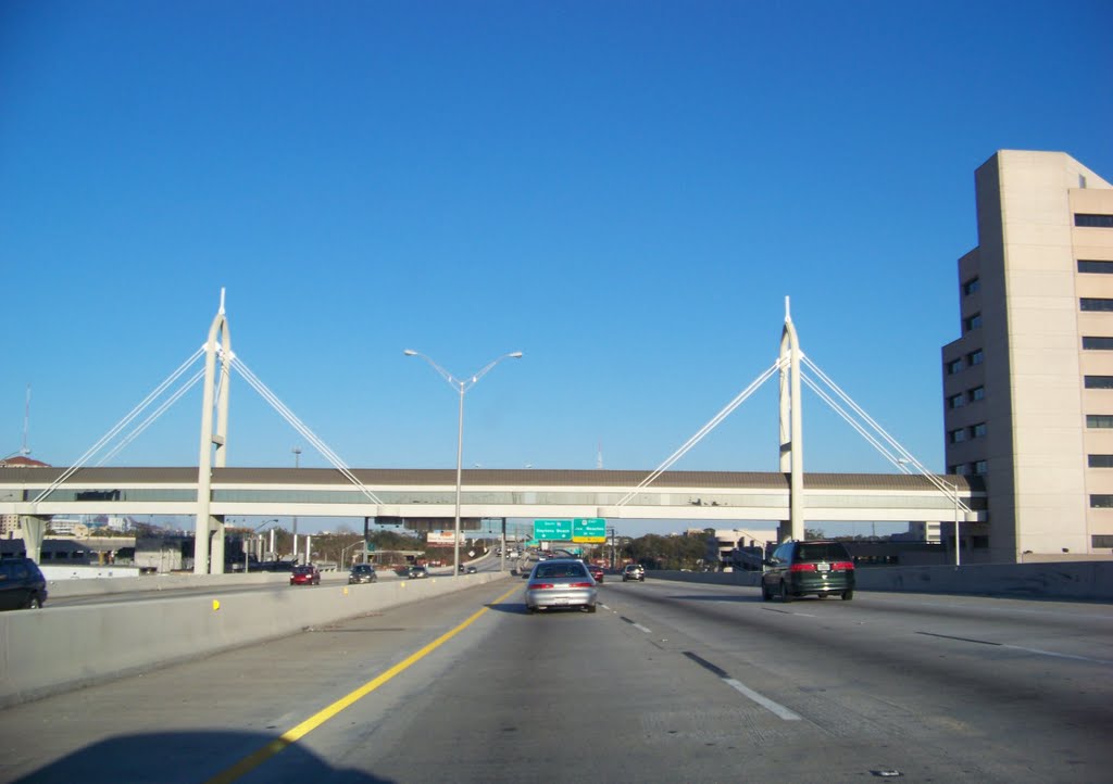 Bridge over I-95