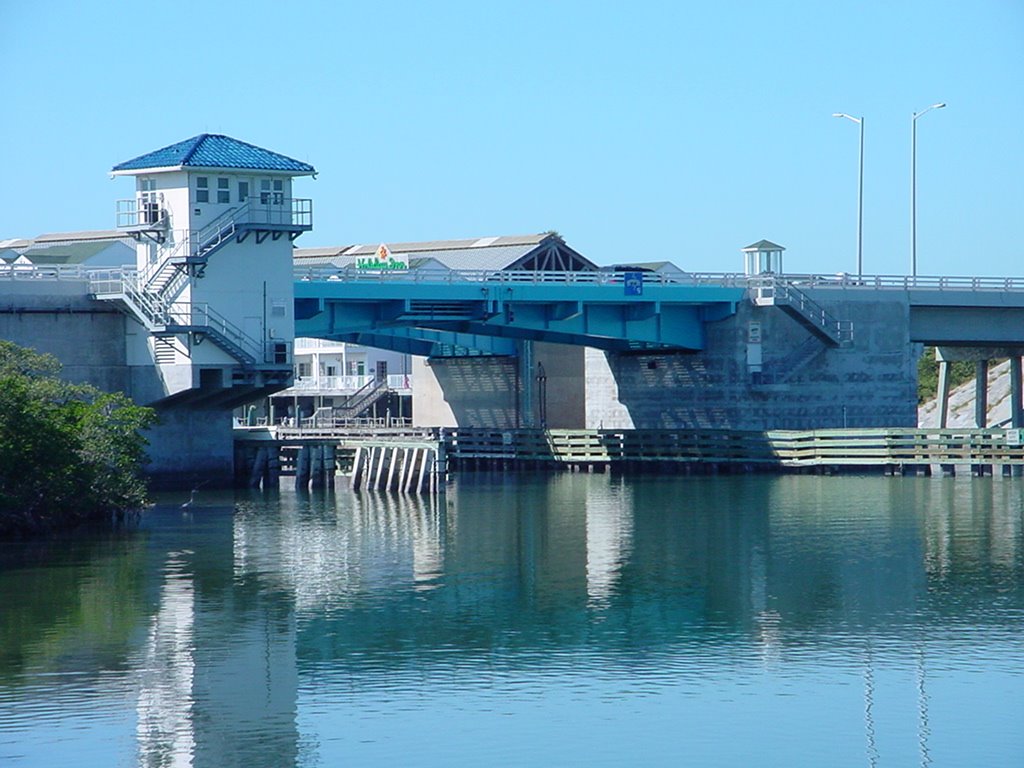 Indian Rocks Bridge
