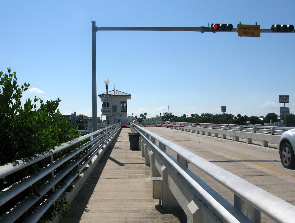 Traffic Stopped on Mathers Bridge, drawbridge over the Banana River