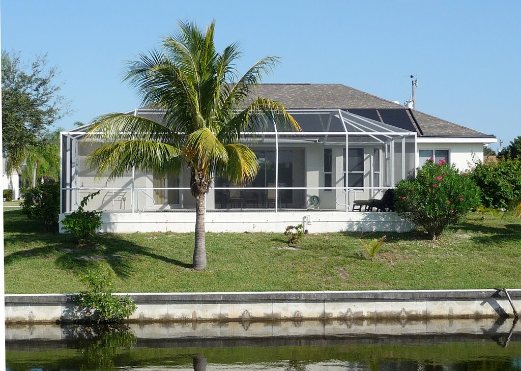 Villa Capri back