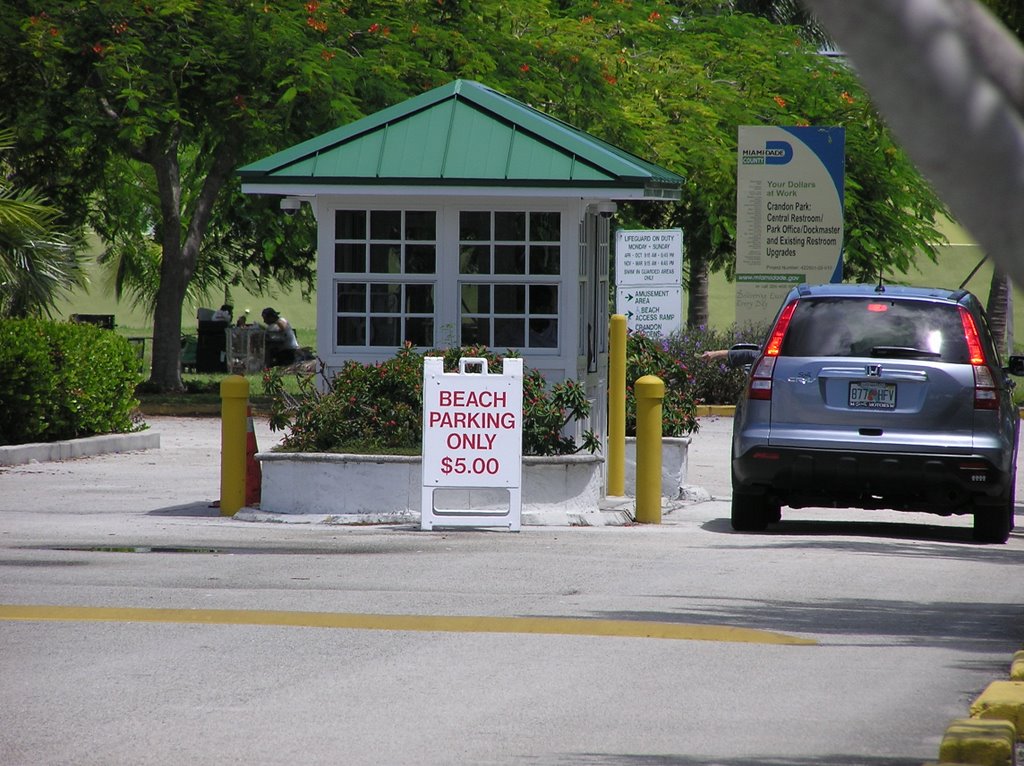 Crandon Park South Beach entrance
