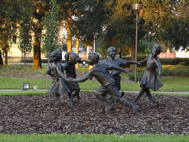 Statue at Largo Park