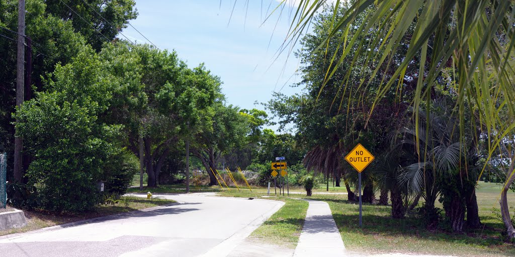 2013 04-30 Largo, Florida - 13th St