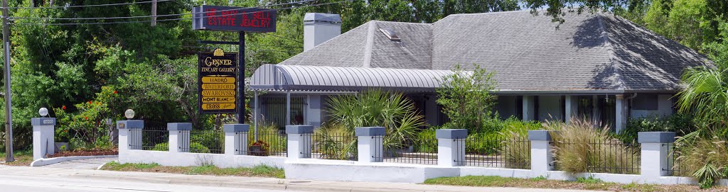 2013 04-30 Largo, Florida - art gallery