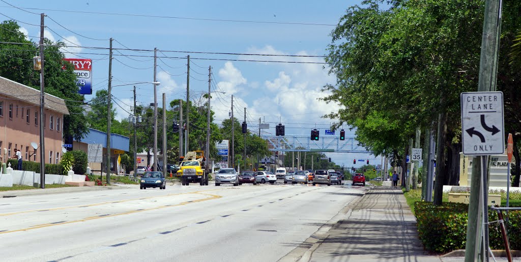 2013 04-30 Largo, Florida - West Bay Dr