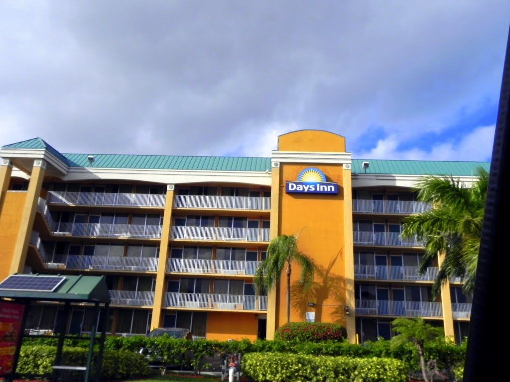 DAYS INN/ FORT LAUDERDALE
