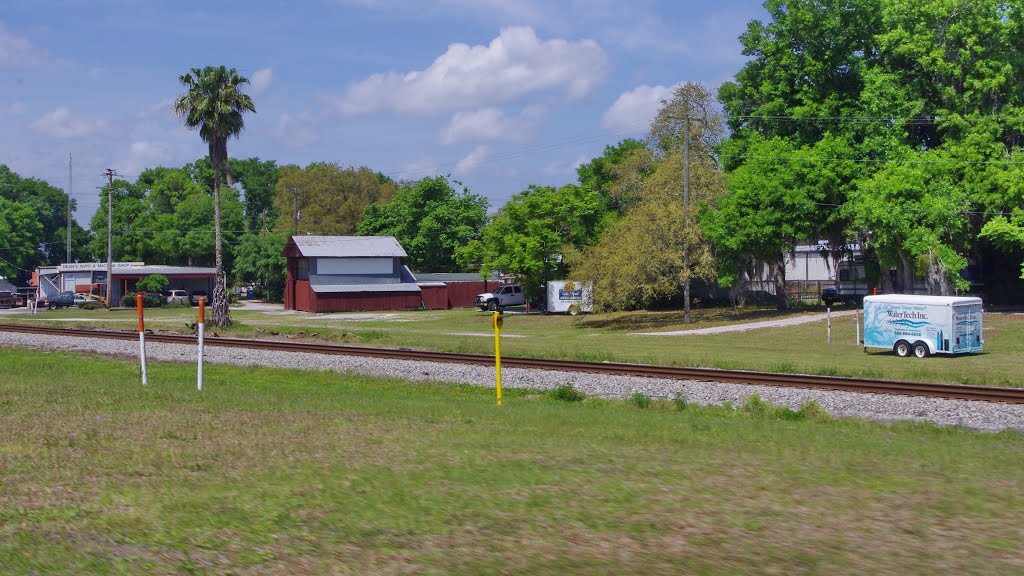 2014 04-05 Lake Alfred, Florida - Rte 92 along  rails