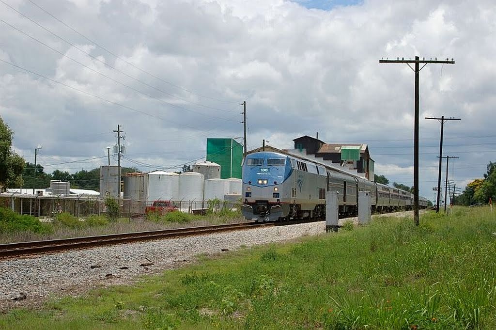 Southbound Amtrak Train No. 91, the "Silver Star", with GE P42DC "Genesis" Locomotive No. 136 in the lead at Lake Alfred, FL