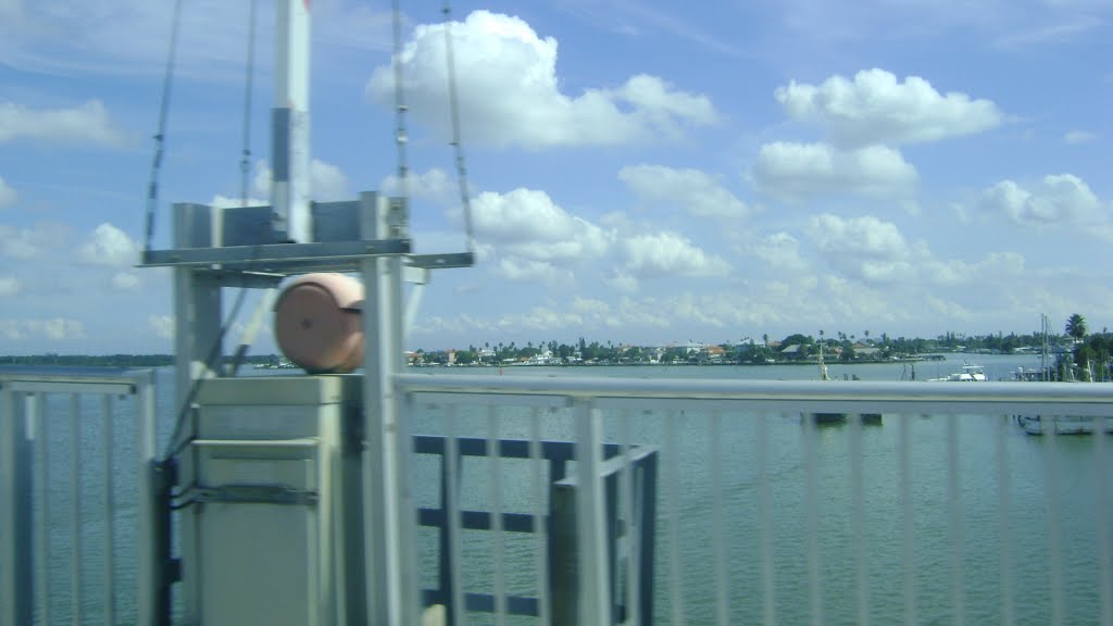Tom Stuart Causeway