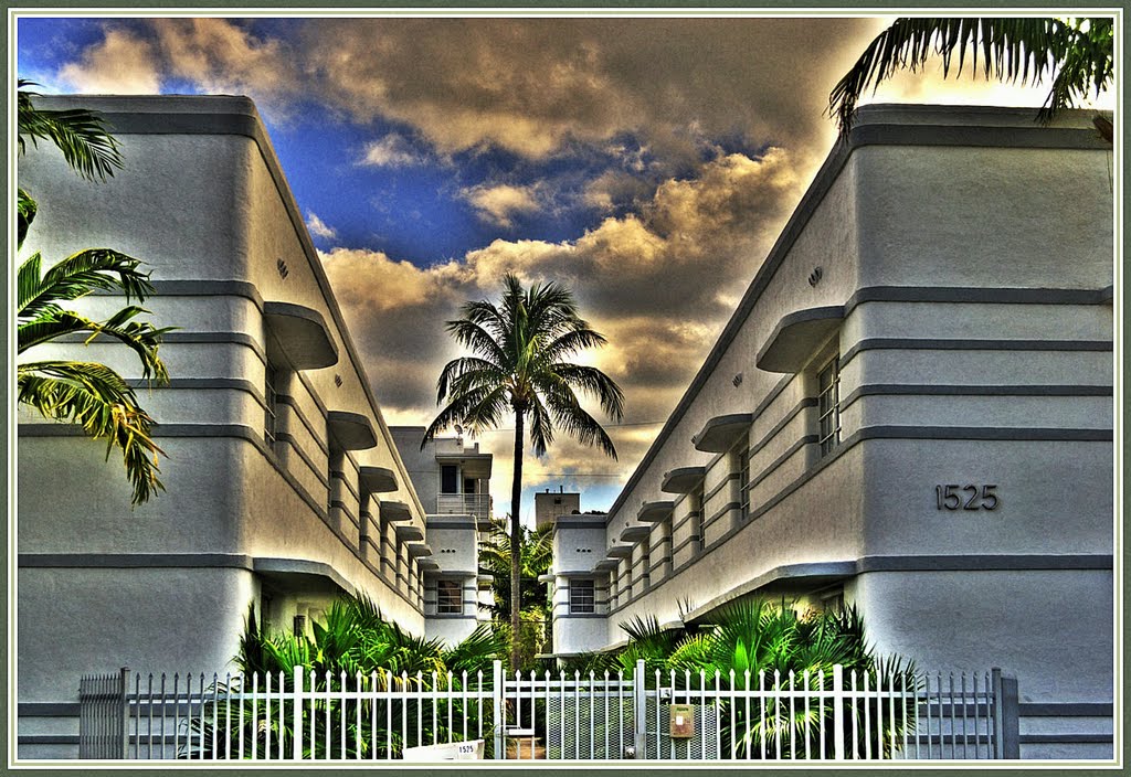 Miami Beach Art Deco Style Apartment