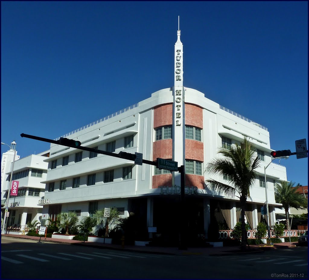 Tudor Hotel, Miami Beachs Art Deco District (L. Murray Dixon, 1939)