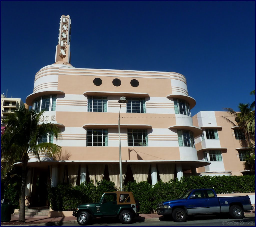 Essex House, Miami Beachs Art Deco District (Henry Hohauser, 1938)