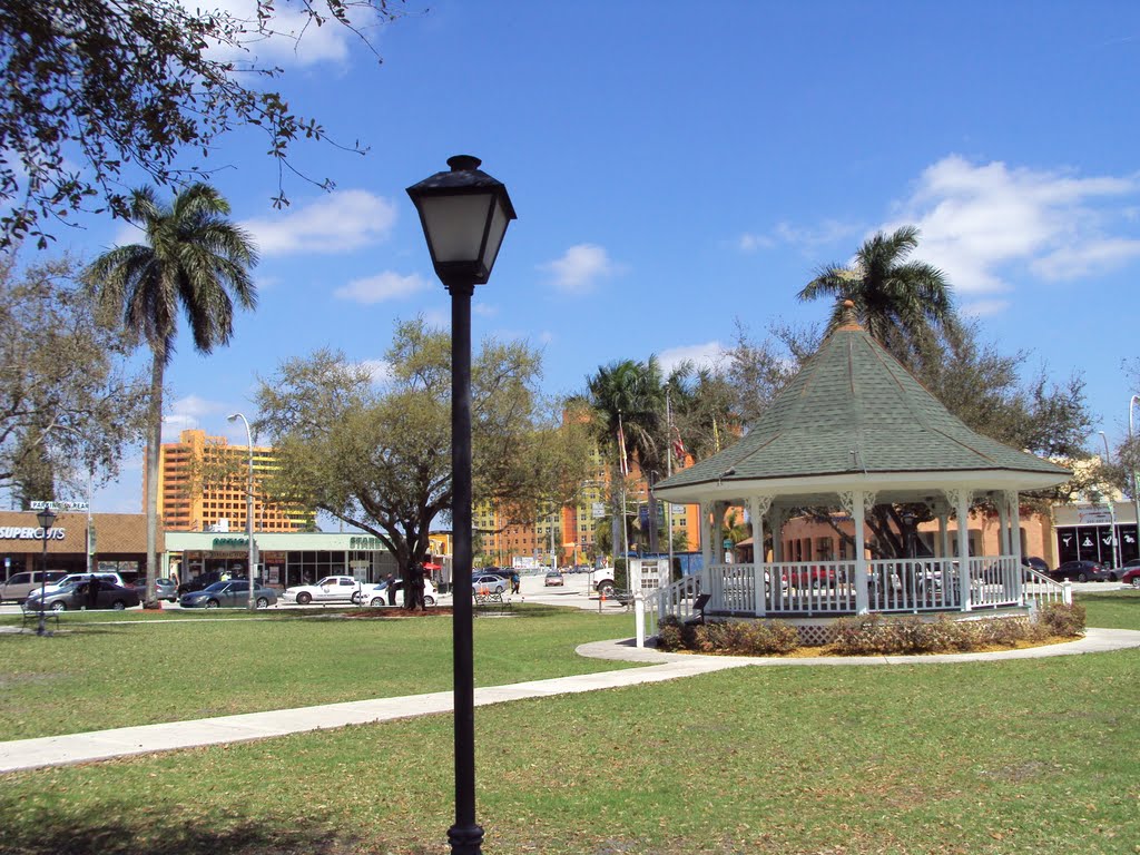Miami Springs-Gazebo at Circle Park