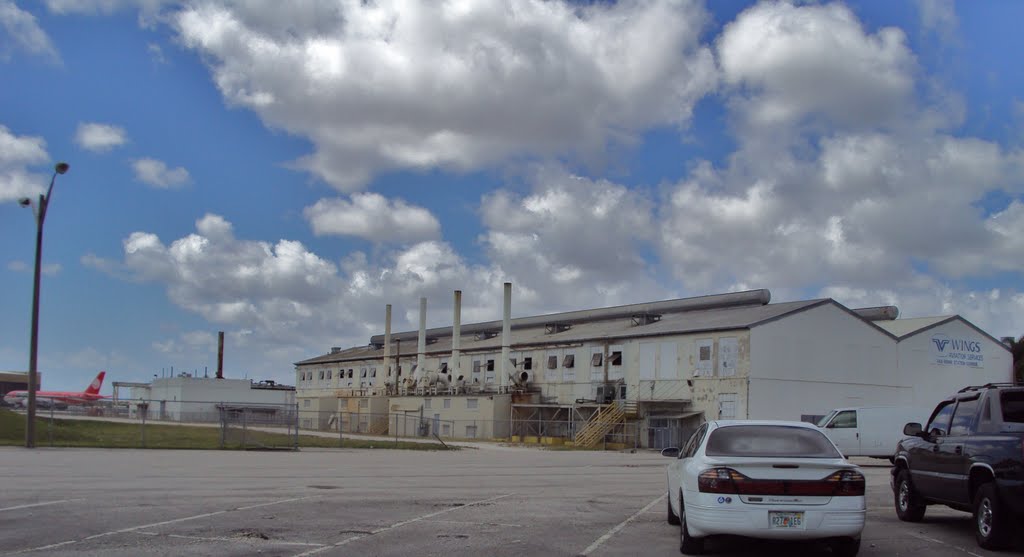 WINGS Aviation Services Building  at Miami Intnl Airport before being demolished in 2010