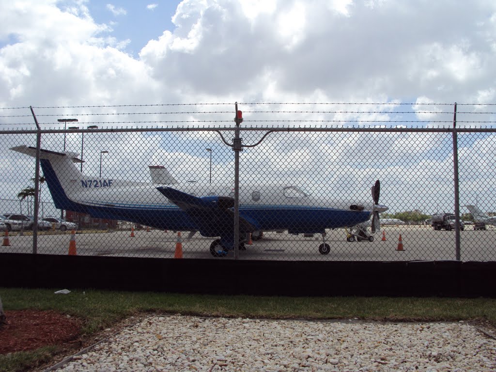 Pilatus PC 12/47 plane parked at MIA