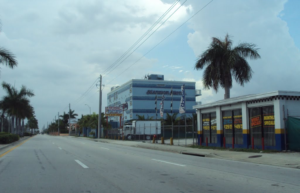 Mansion Motel off 641 Okeechobee Rd