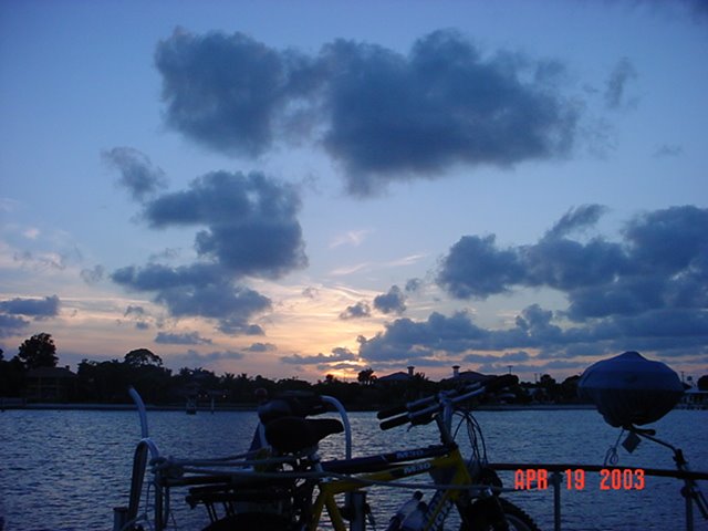 Lantan anchorage sunset