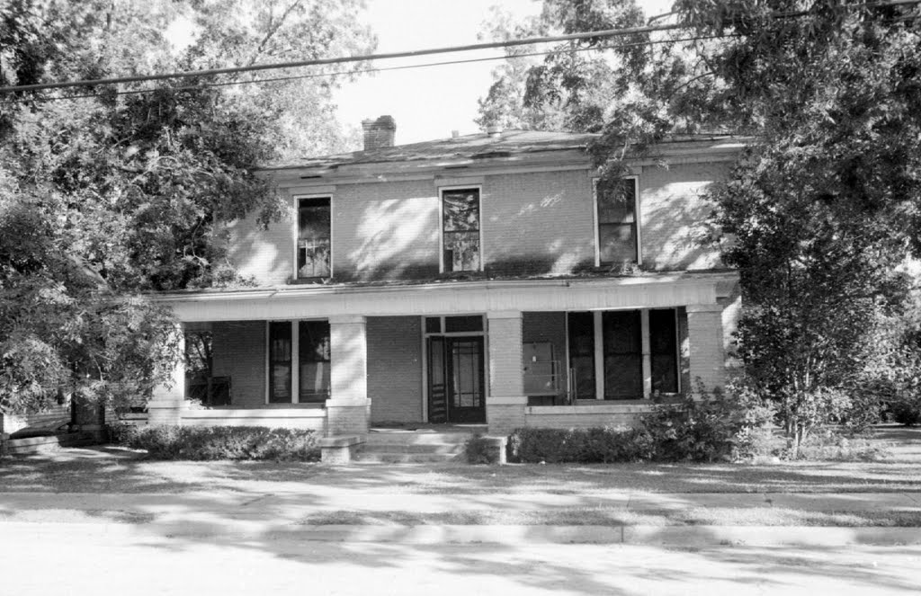 Walter R. Davis house