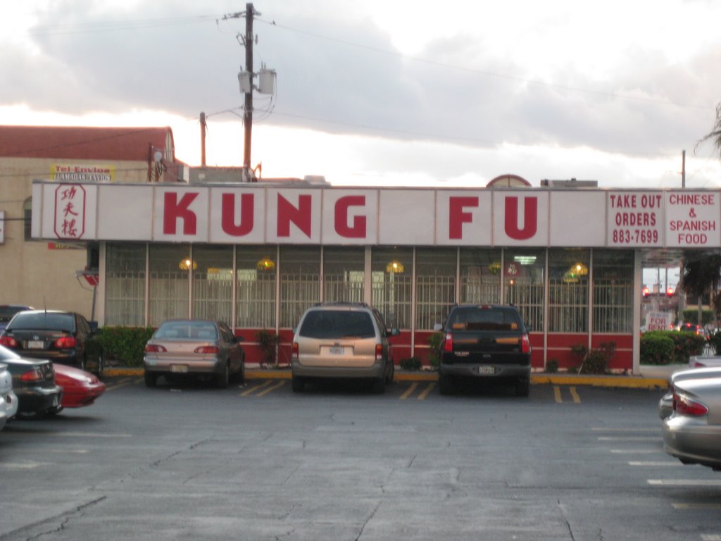 Un Paseo por Hialeah