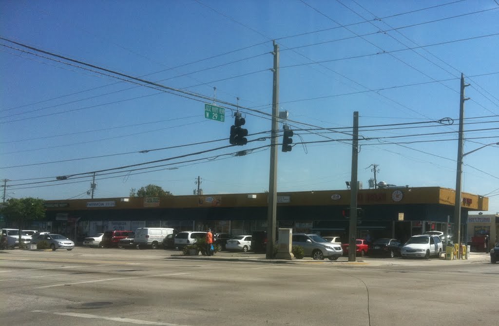 West 12th Avenida y 29th Street
