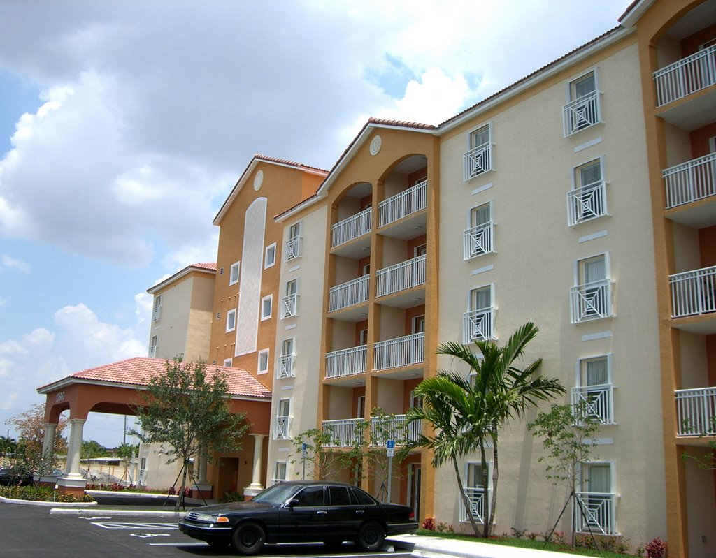 New Buildings.- It had the forty-third highest percentage of Colombian and Colombian American residents in the US, at 3.16% of the citys population, and the eighty-fifth highest percentage of Dominican residents in the US, at 1.81% of the its population.