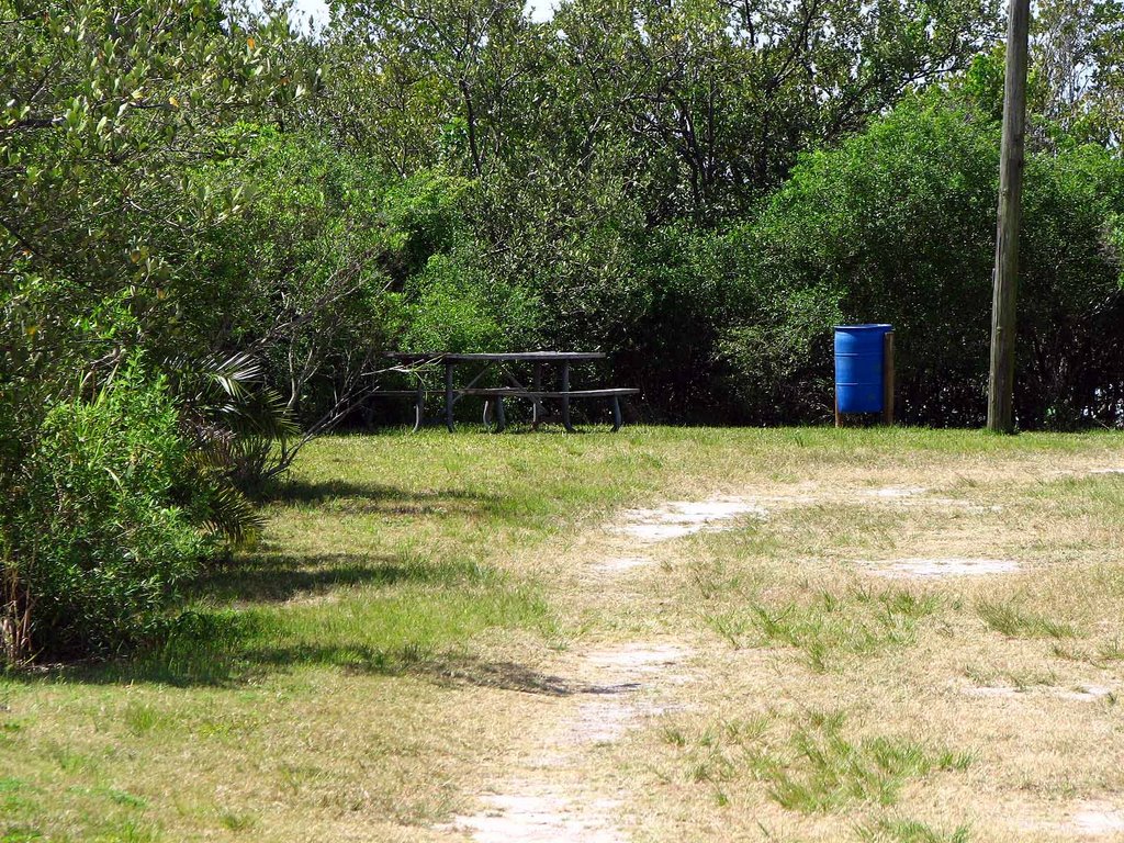 Start of Ulumay Trail - Picnic Table