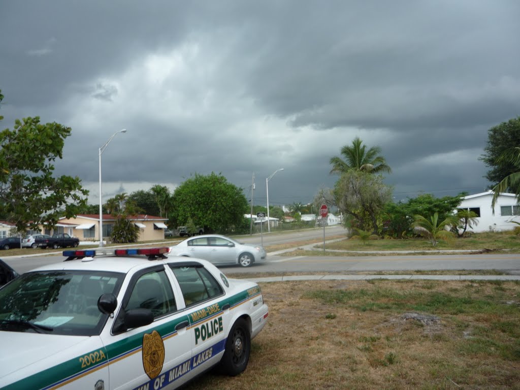 Tarde tormentosa en North Miami beach