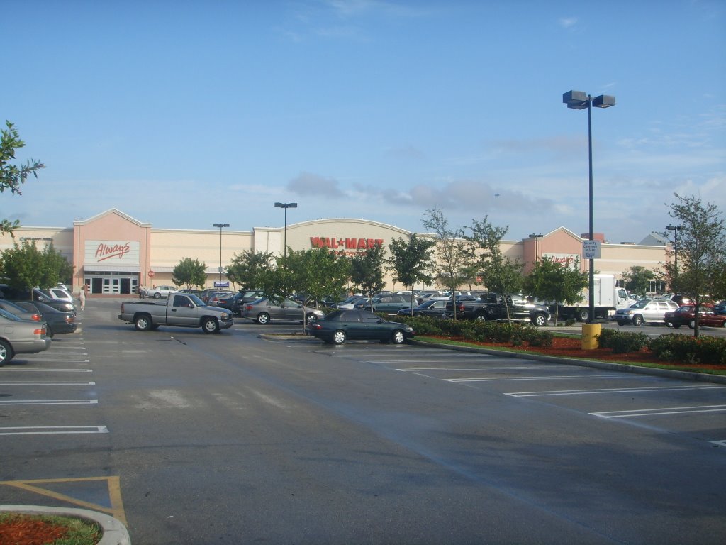 163th St Mall, Wal Mart