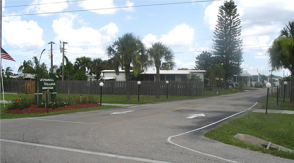 Windmill Village Littleton Entrance 1