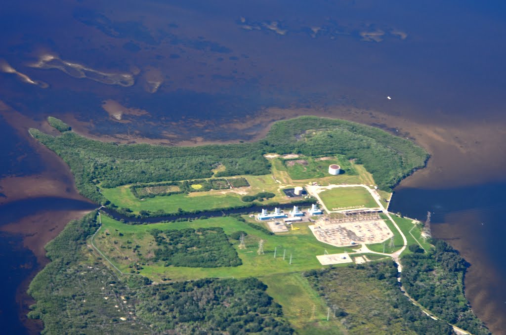 Power Facility on Shore Drive East