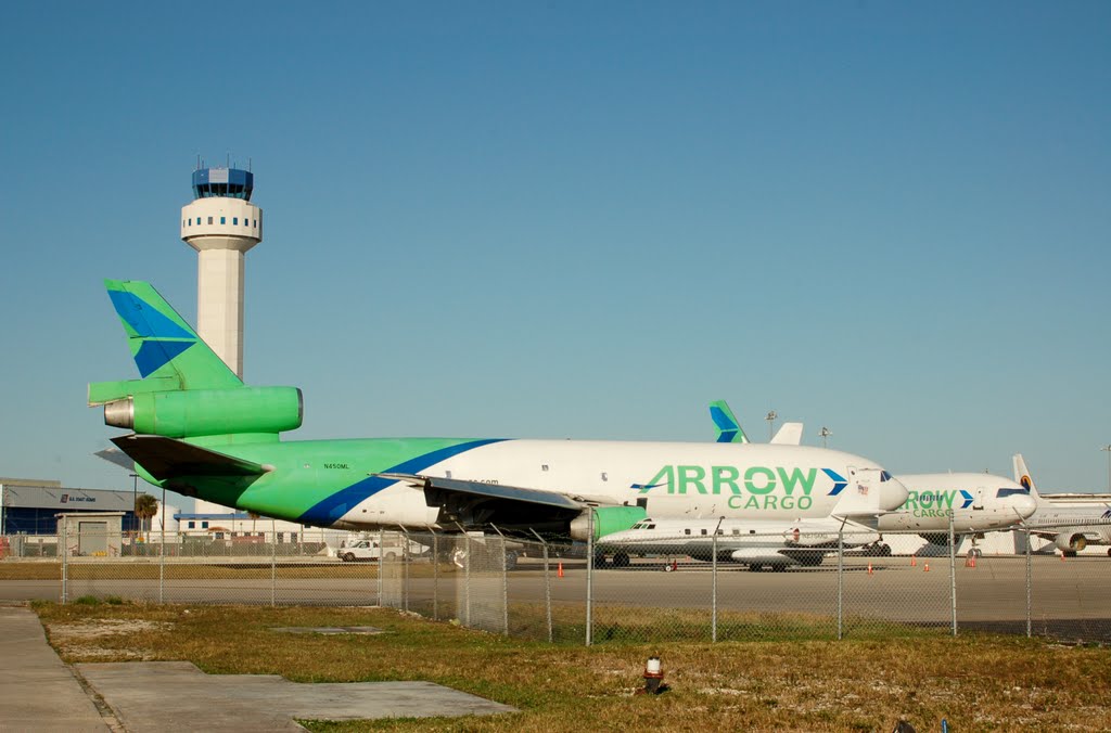 Miami Leasing Inc., McDonnell Douglas DC-10-30F No. N450ML, Jetstar Aviation Services Lockheed 1329-25 Jetstar II, No. N275MD and the Control Tower at Opa Locka Executive Airport, Opa Locka, FL