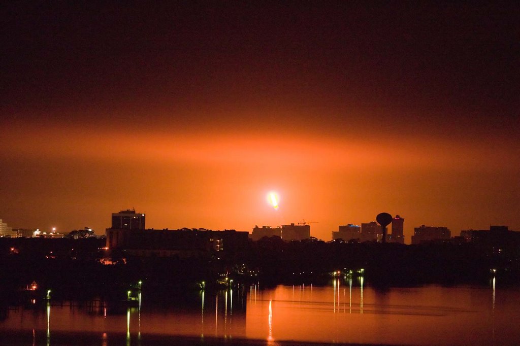 Night Shuttle Launch 3/11/08 1:30 am EST from Granada Bridge