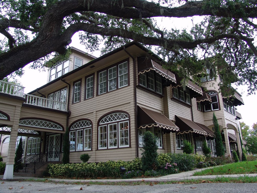 the Casements, John D Rockefellers winter residence (8-29-2011)
