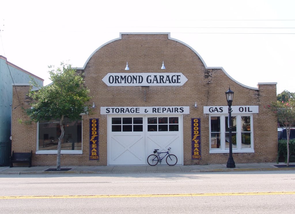 Ormond Garage, not the famous one it was torn down (8-29-2011)