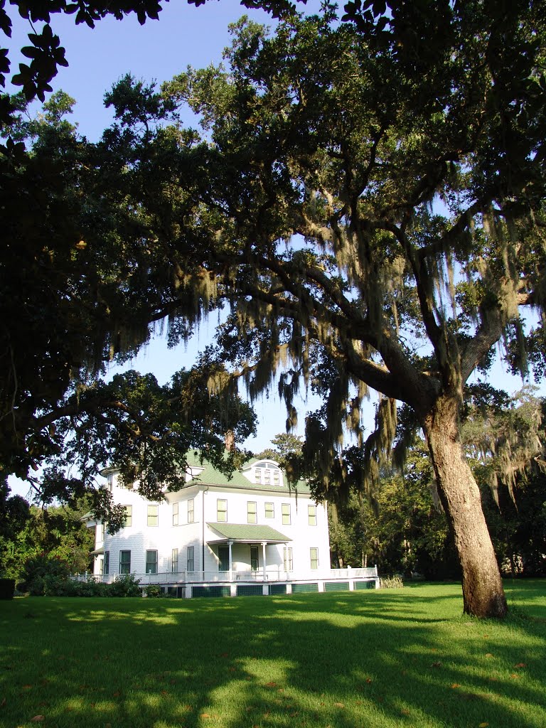 1895 Melrose Hall - Lippincott mansion, 9,000sf (8-29-2011)