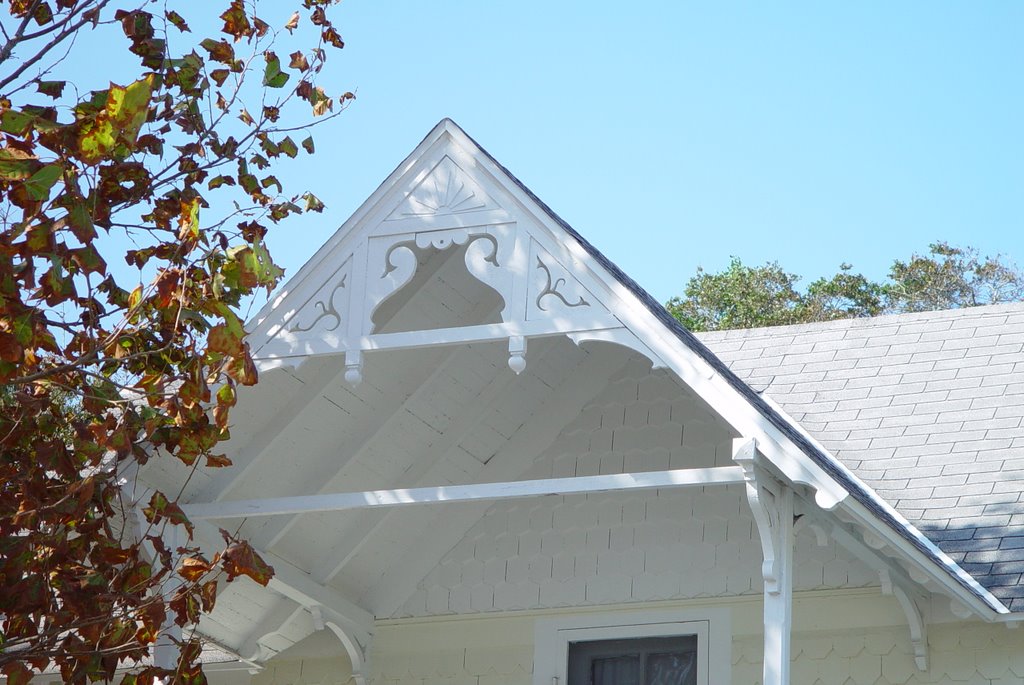 balconey detail, Frank Fitch house, Ormond Fla (11-2007)