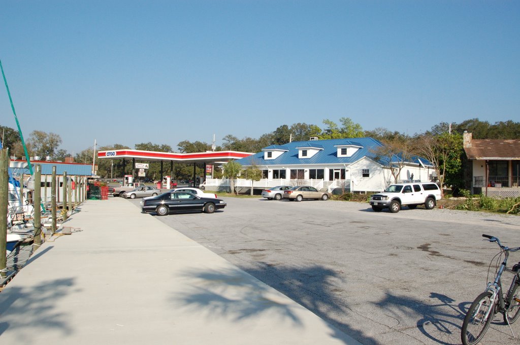 Pier 98 - John and Sally: Owners