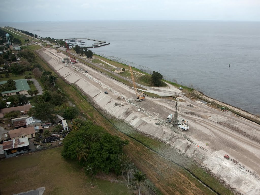 Rebiulding the Herbert Hoover Dike