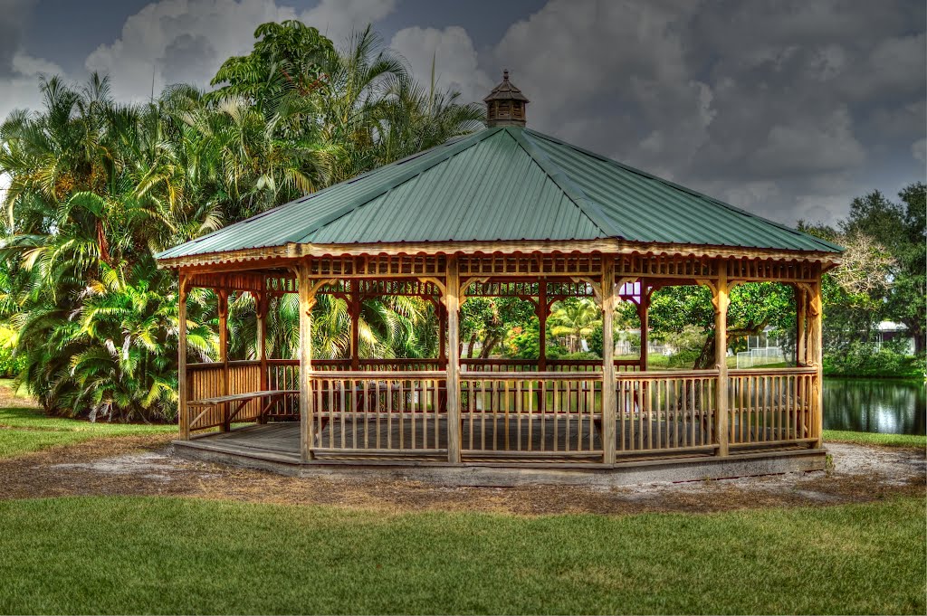 Gazebo - Pembroke Pines - Taft and Palm