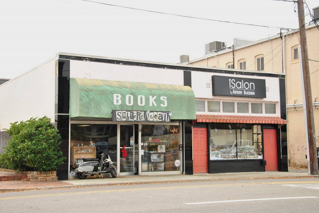 Subterranean Books - December 17, 2010 - It Has Reopened - Pensacola, Florida