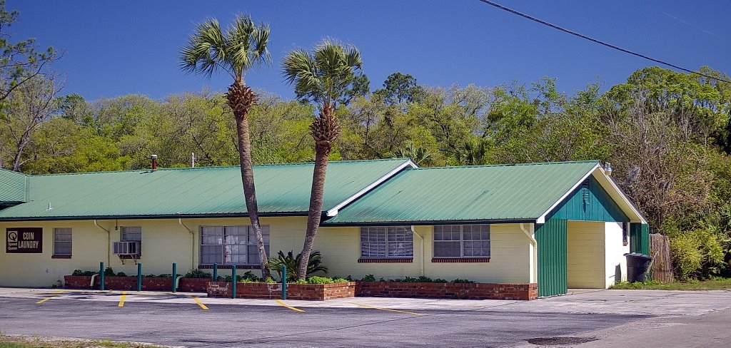 2009 Along Florida US 98 "Super Wash"
