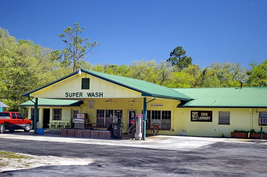 2009 Along Florida US 98 "Super Wash"